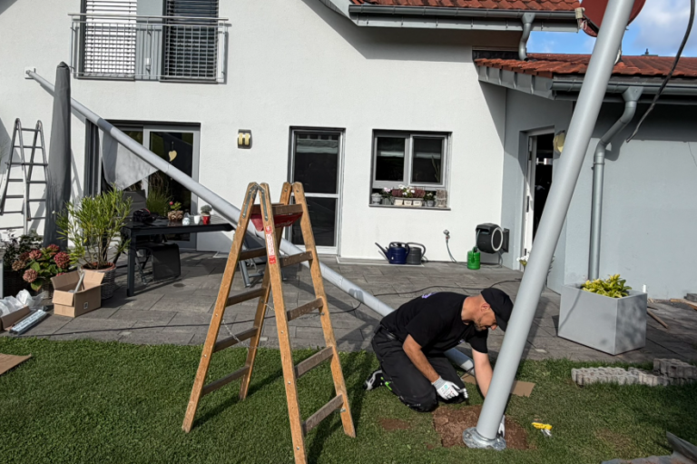 Montage eines Sonnensegels