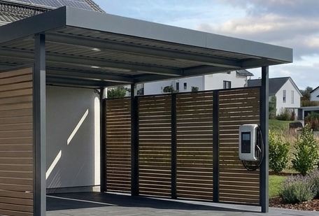 Carport mit Vorbereitung für Wallbox und E Mobilität